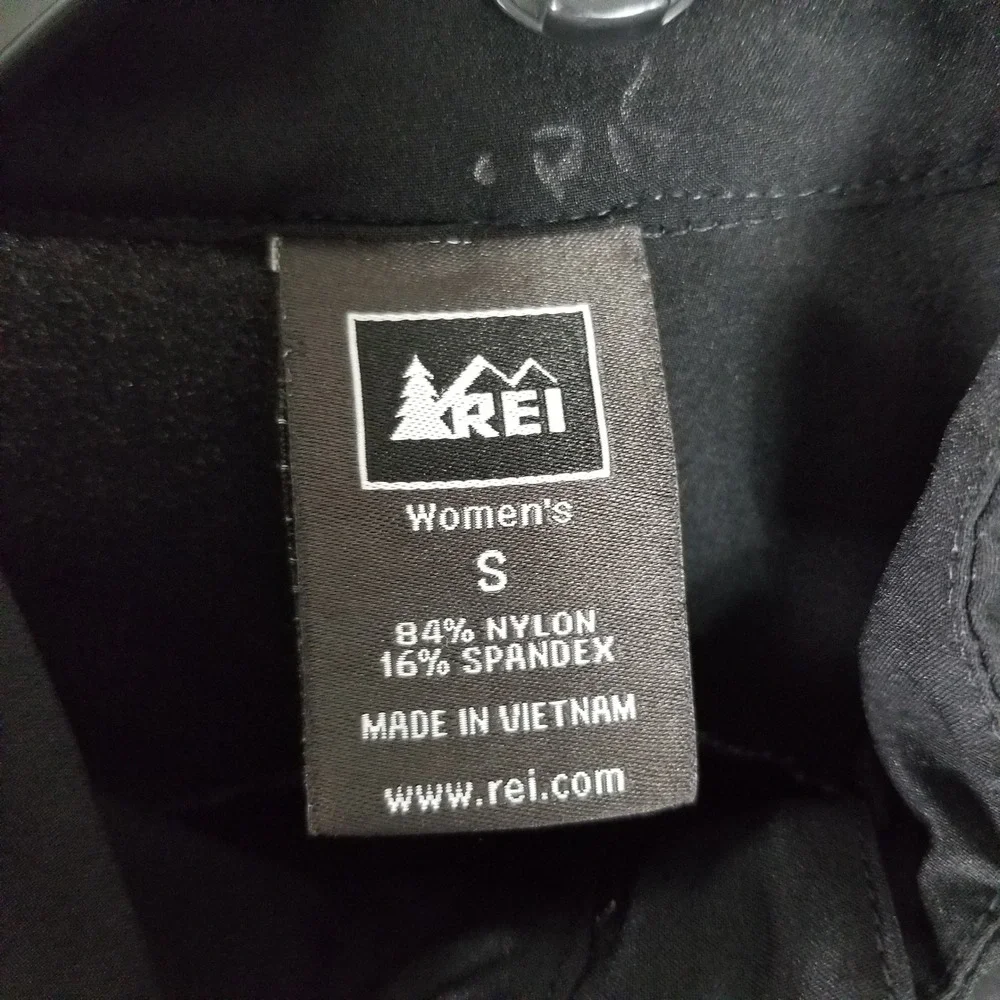 REI Softshell Jacket Womens Small Black Full Zip Stretch Hiking Activewear